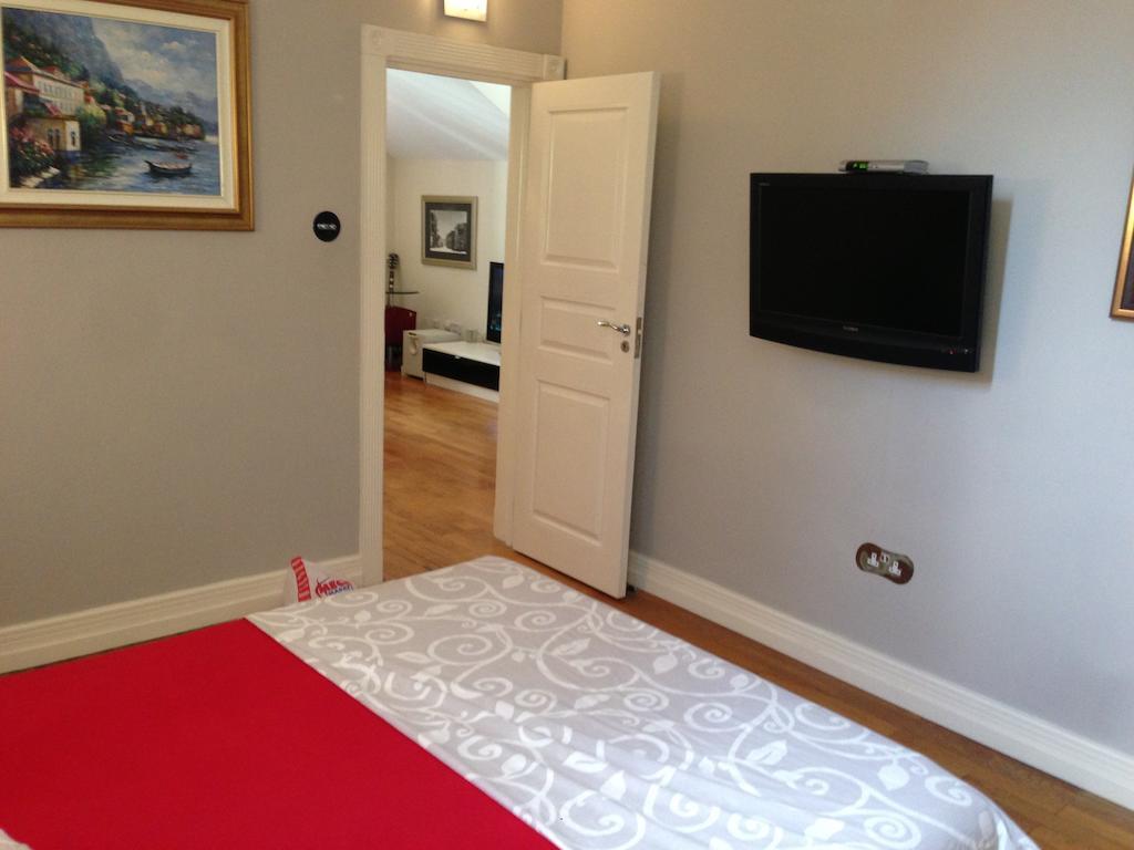 London Apartment Budva Eksteriør billede